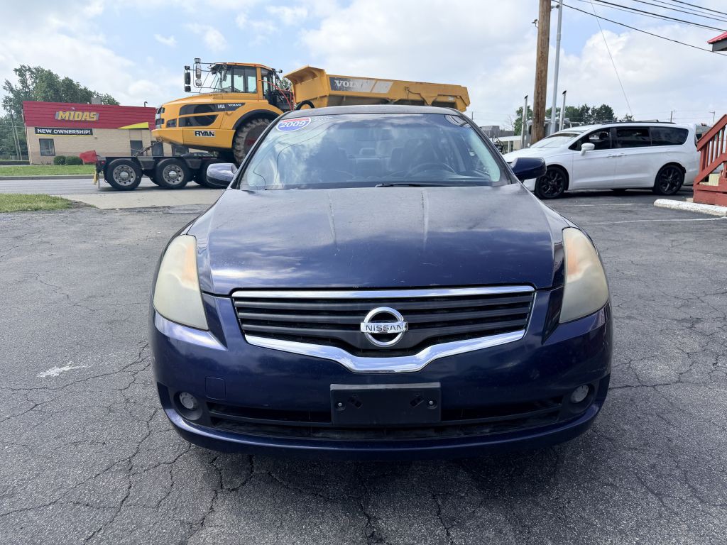 2009 Nissan Altima Image 2