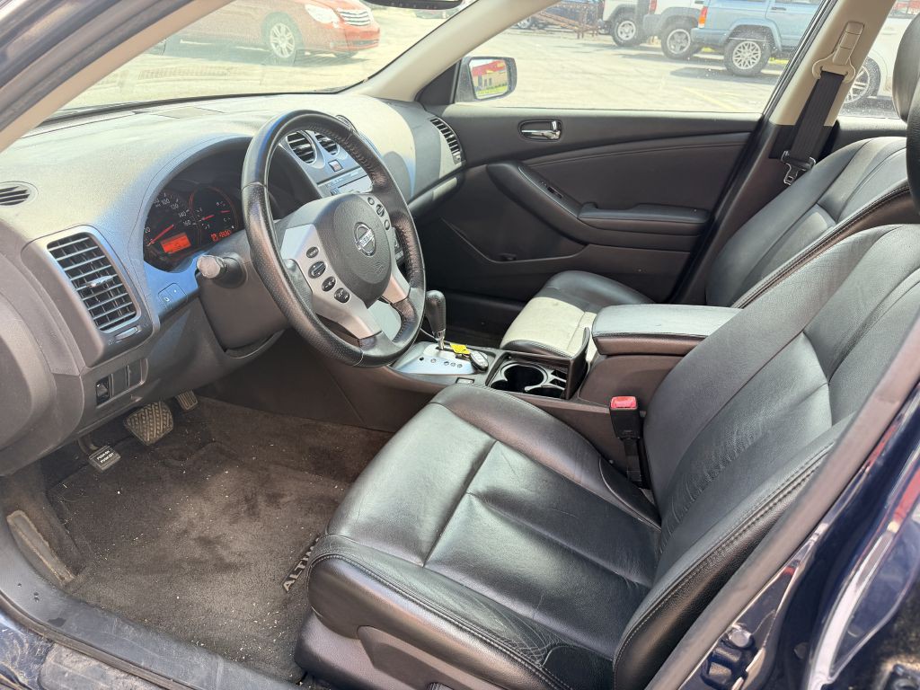 2009 Nissan Altima Image 8