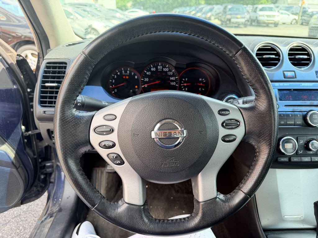 2009 Nissan Altima Image 9