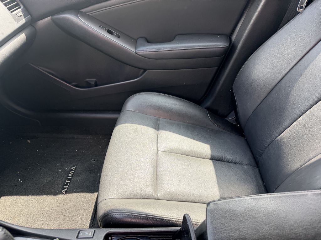 2009 Nissan Altima Image 11