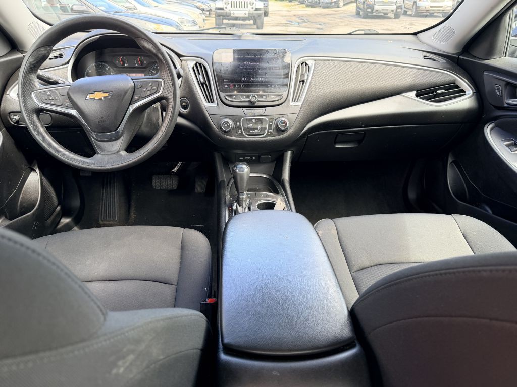 2020 Chevrolet Malibu Image 6