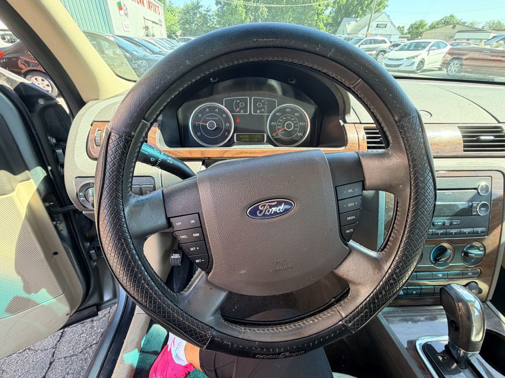 2008 Ford Taurus Image 9