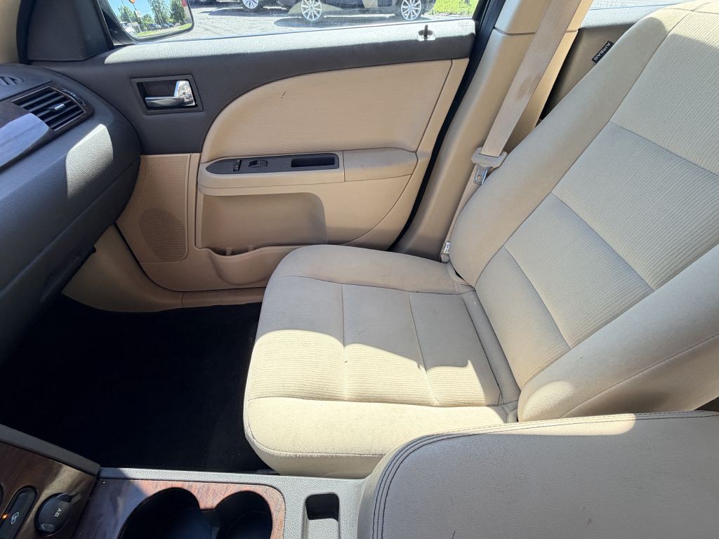 2008 Ford Taurus Image 11