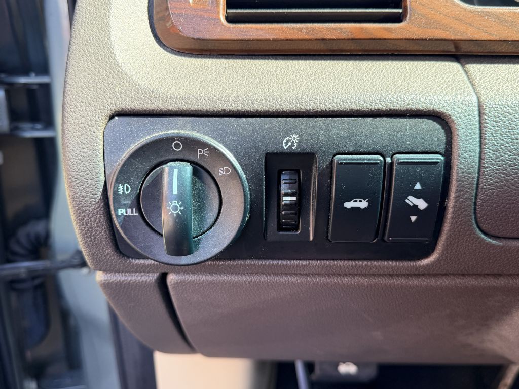 2008 Ford Taurus Image 12