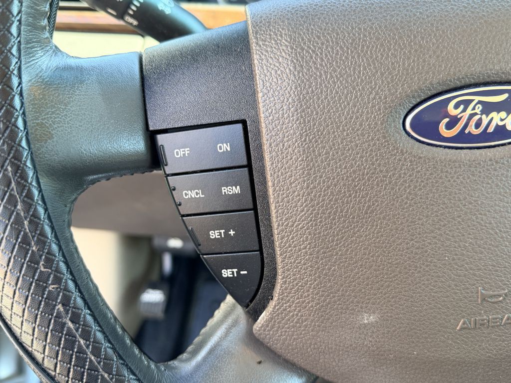 2008 Ford Taurus Image 13