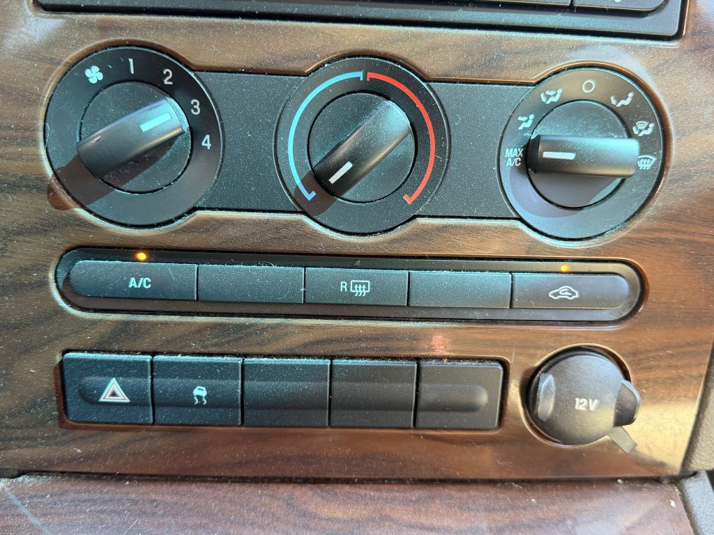 2008 Ford Taurus Image 17