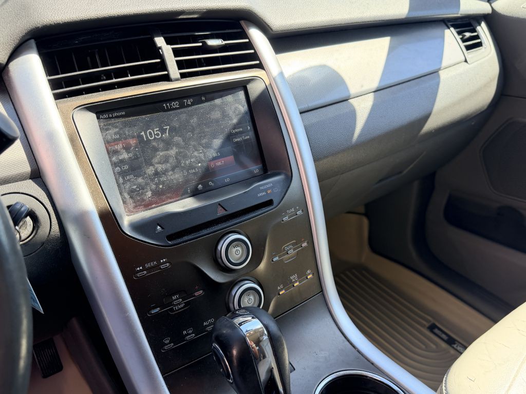 2011 Ford Edge Image 12
