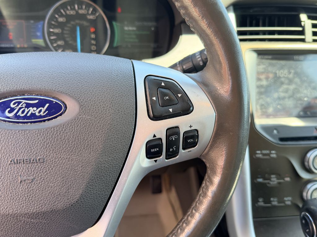 2011 Ford Edge Image 16