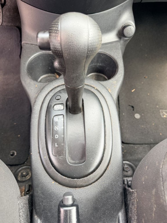 2017 Nissan Versa Image 17