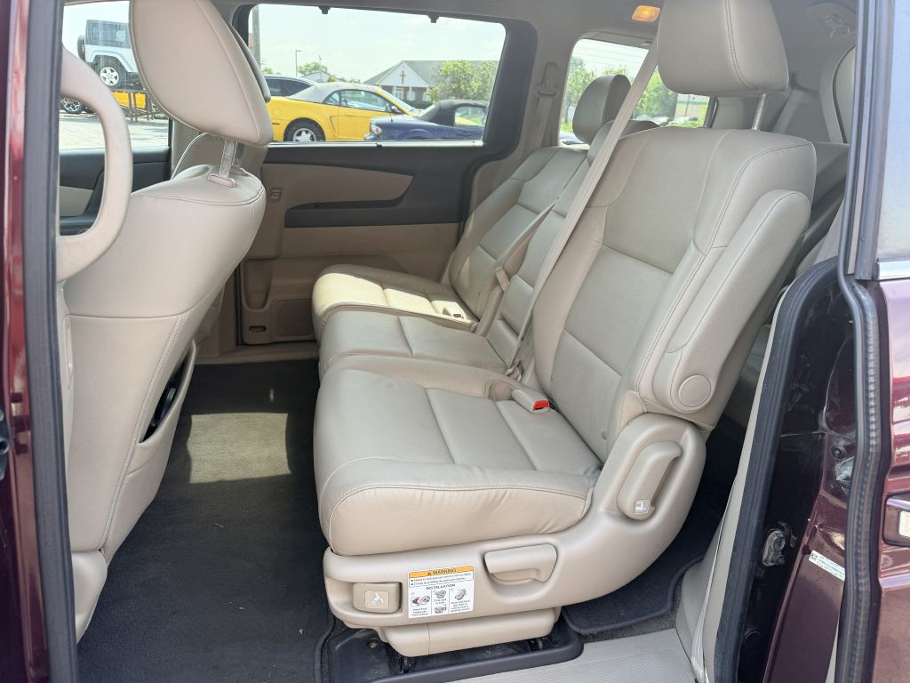 2013 Honda Odyssey Image 7