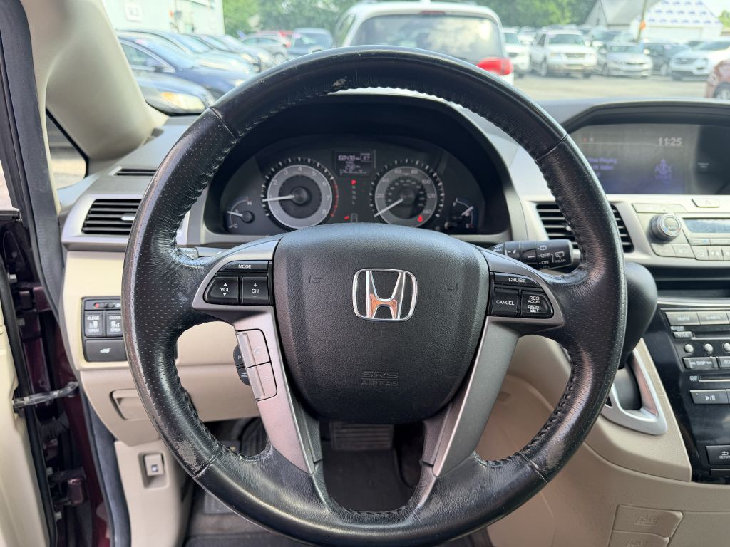 2013 Honda Odyssey Image 12