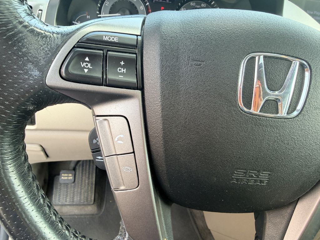 2013 Honda Odyssey Image 16