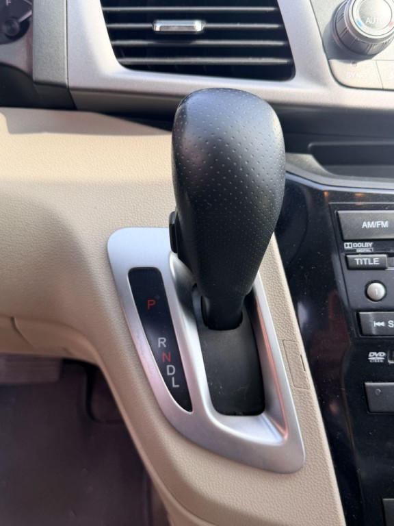 2013 Honda Odyssey Image 24
