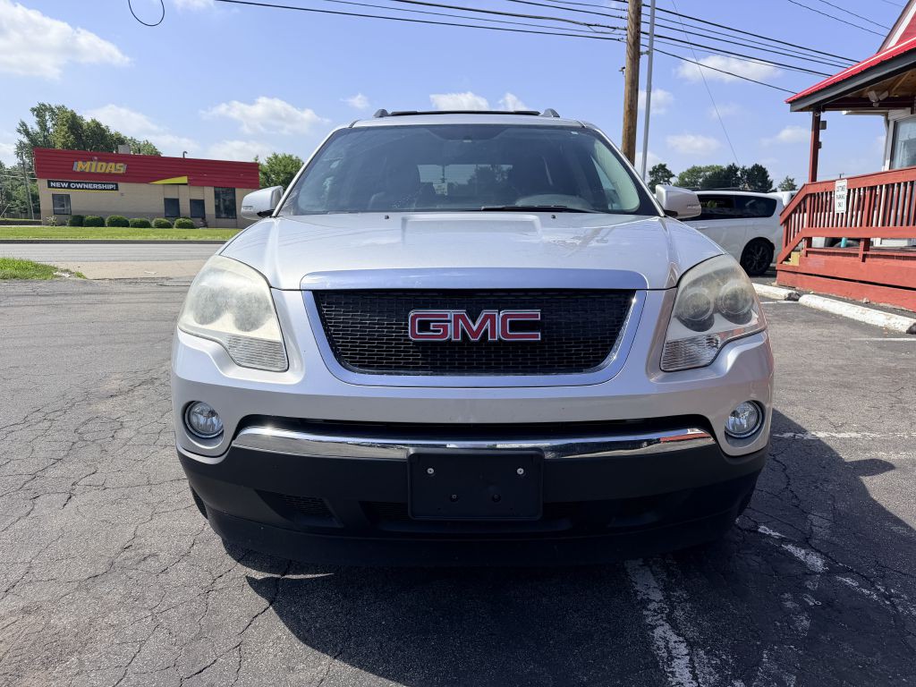 2011 GMC Acadia Image 2