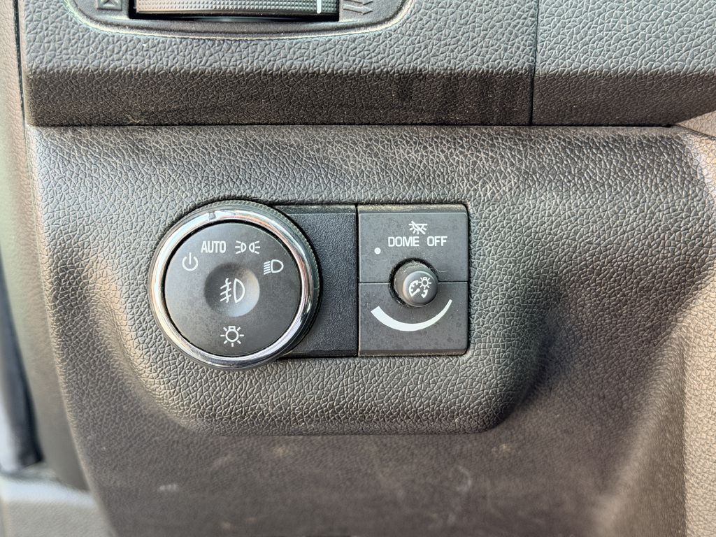 2011 GMC Acadia Image 16