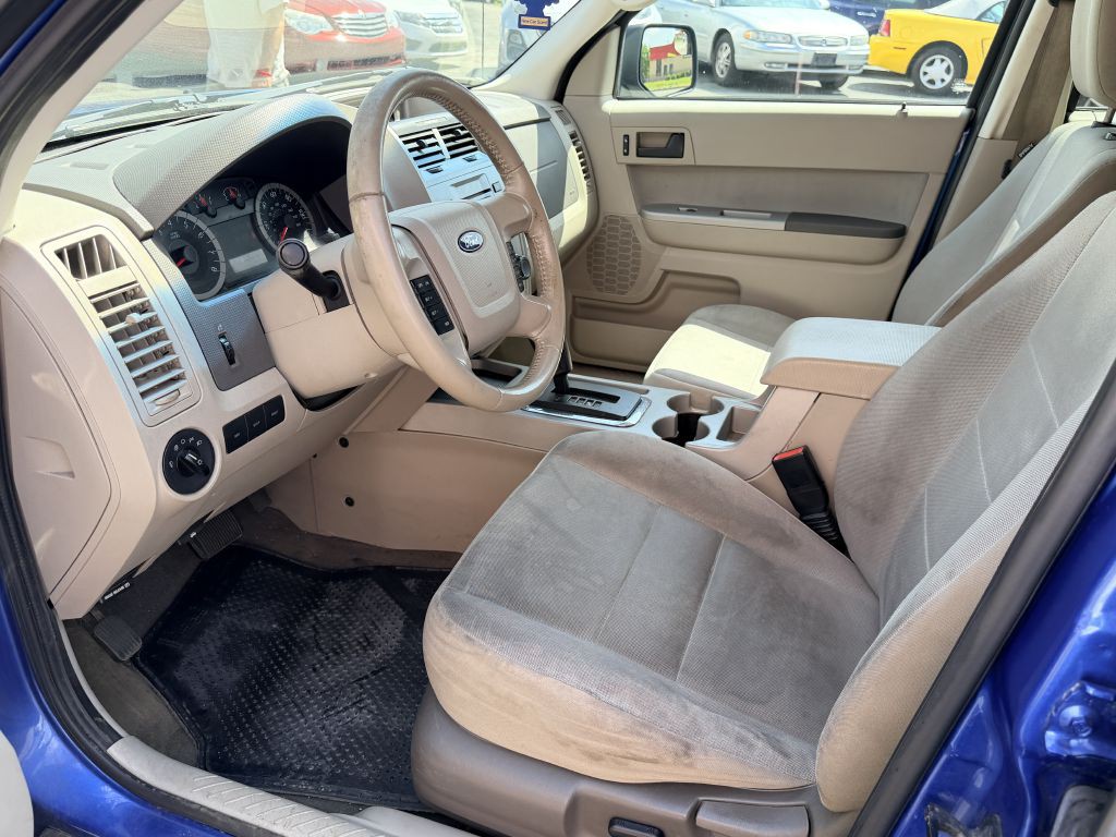 2011 Ford Escape Image 9