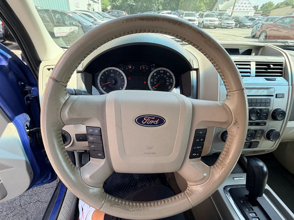 2011 Ford Escape Image 10