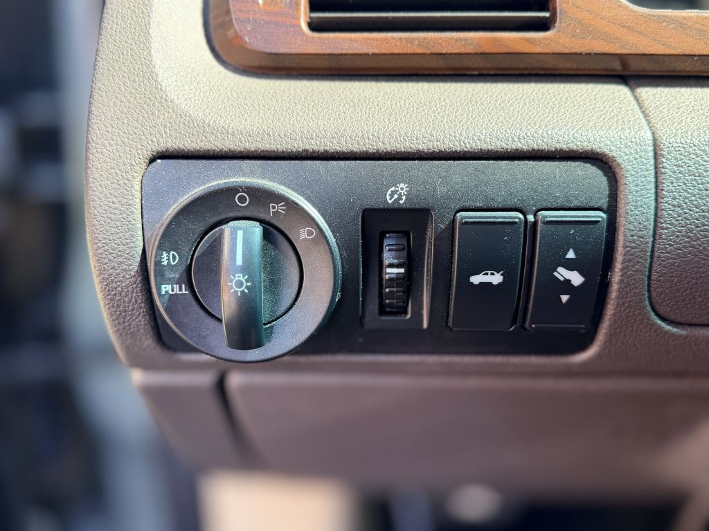 2011 Ford Escape Image 25