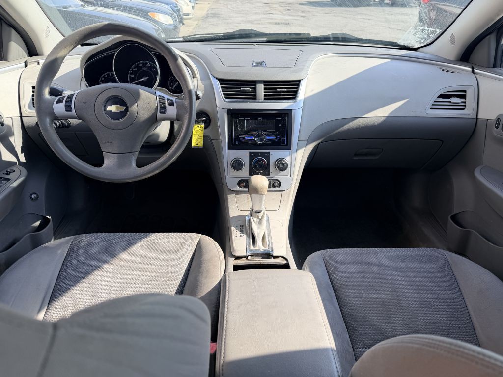 2012 Chevrolet Malibu Image 7