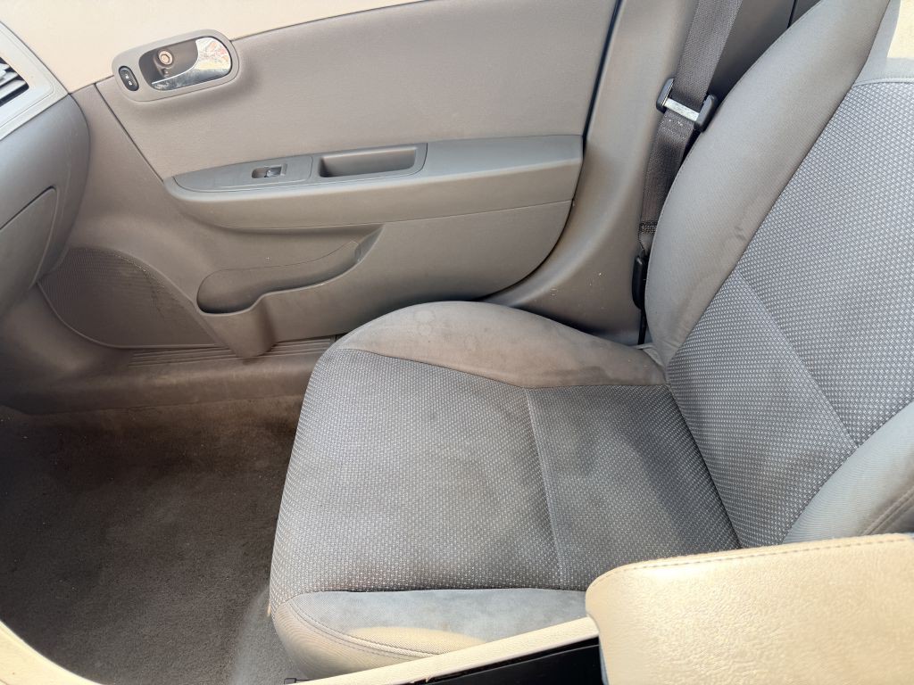 2012 Chevrolet Malibu Image 12