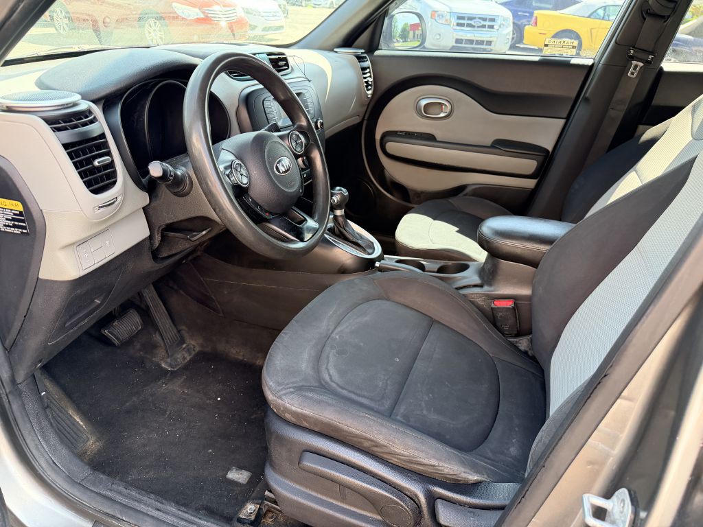 2015 Kia Soul Image 9