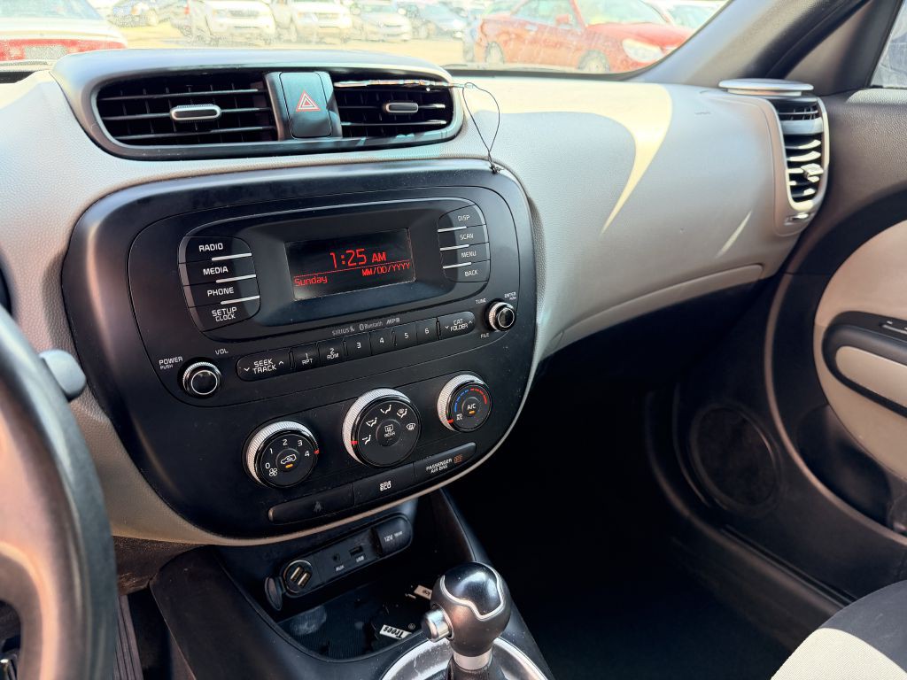 2015 Kia Soul Image 11