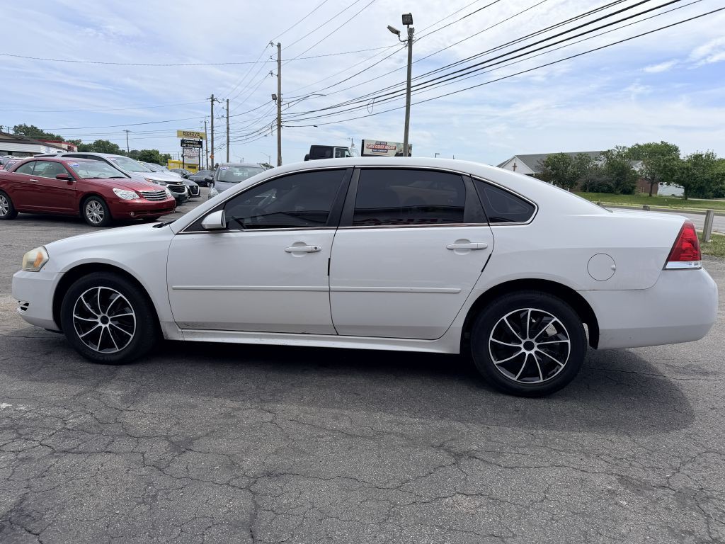 2011 Chevrolet Impala Image 3