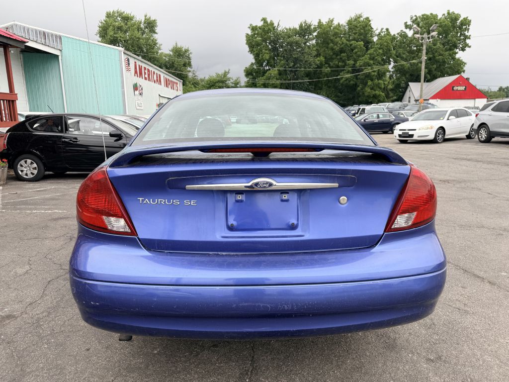 2003 Ford Taurus Image 4