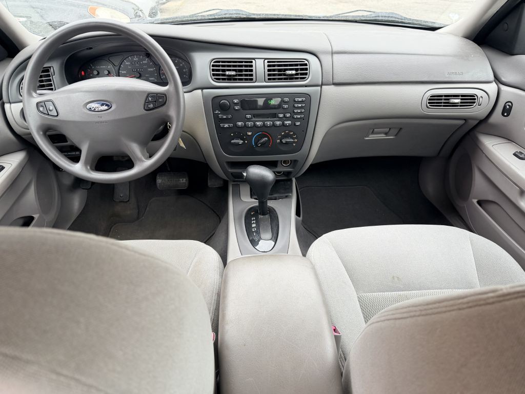2003 Ford Taurus Image 6