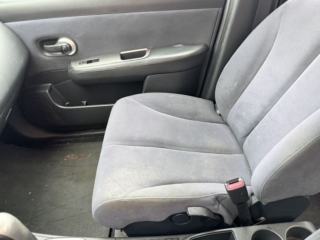 2007 Nissan Versa Image 11
