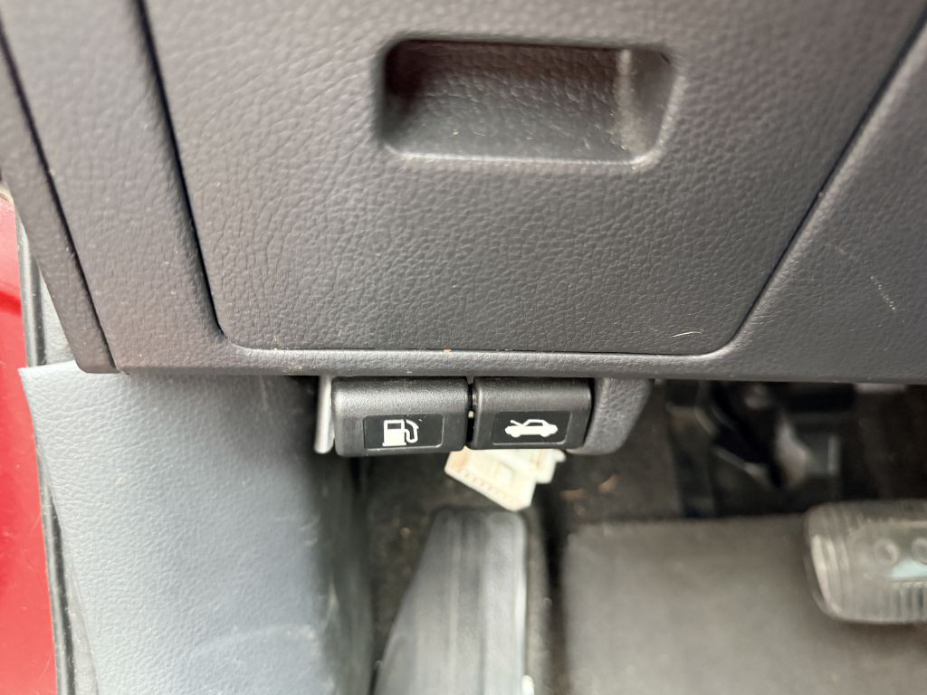 2007 Nissan Versa Image 13