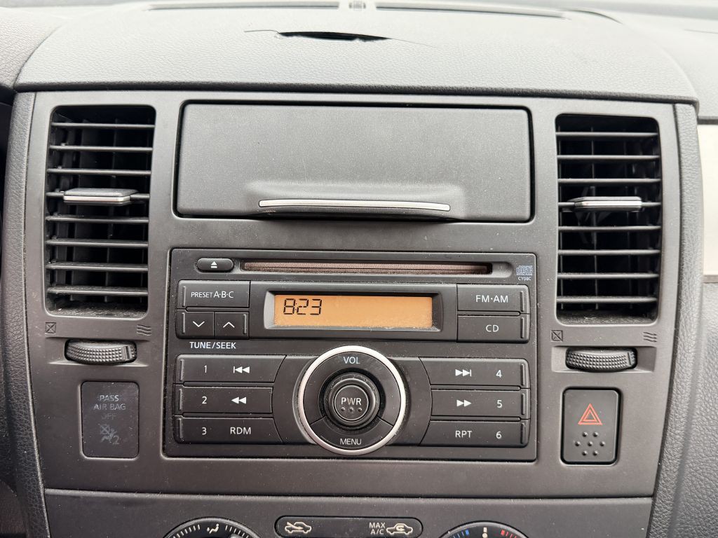 2007 Nissan Versa Image 15