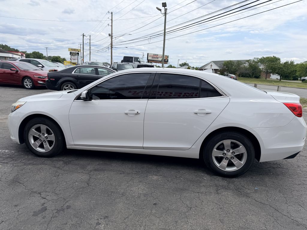2013 Chevrolet Malibu Image 3