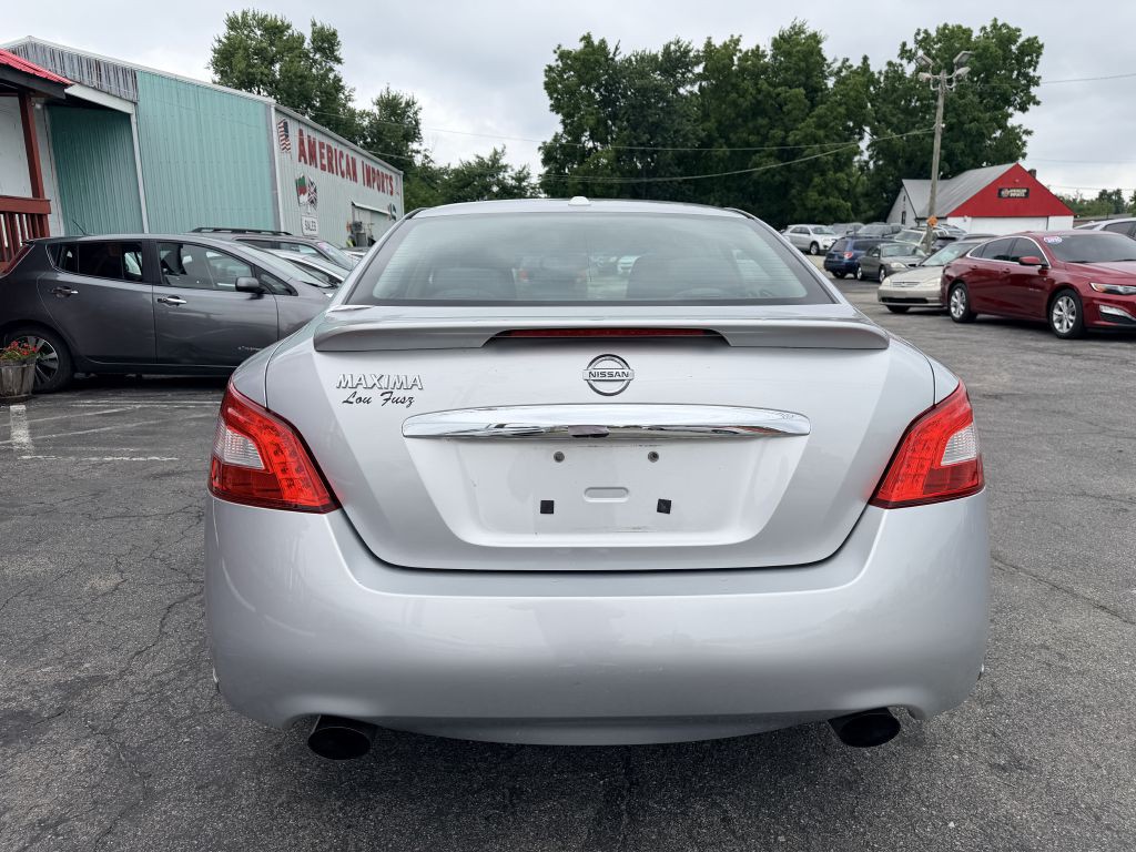 2010 Nissan Maxima Image 4