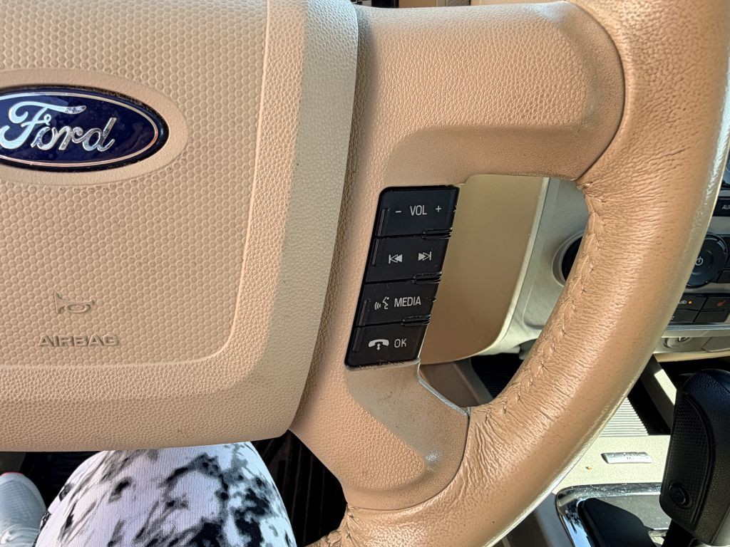 2011 Ford Escape Image 17