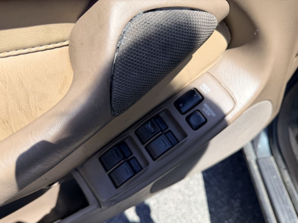 1994 Toyota Camry Image 7