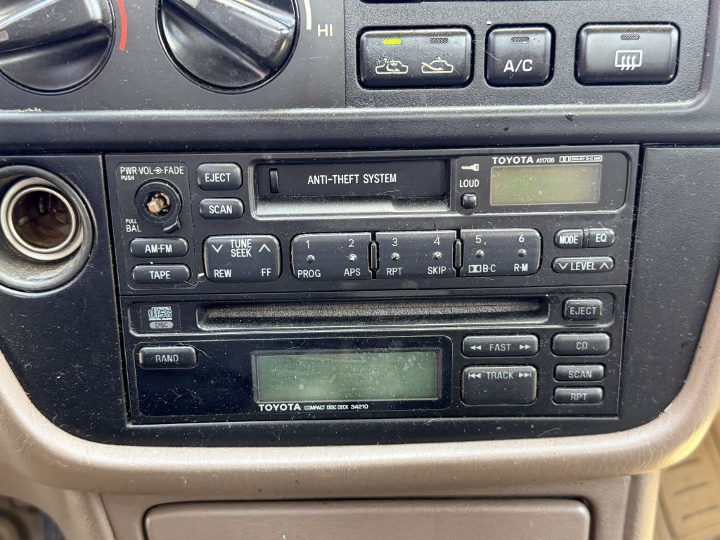 1994 Toyota Camry Image 16