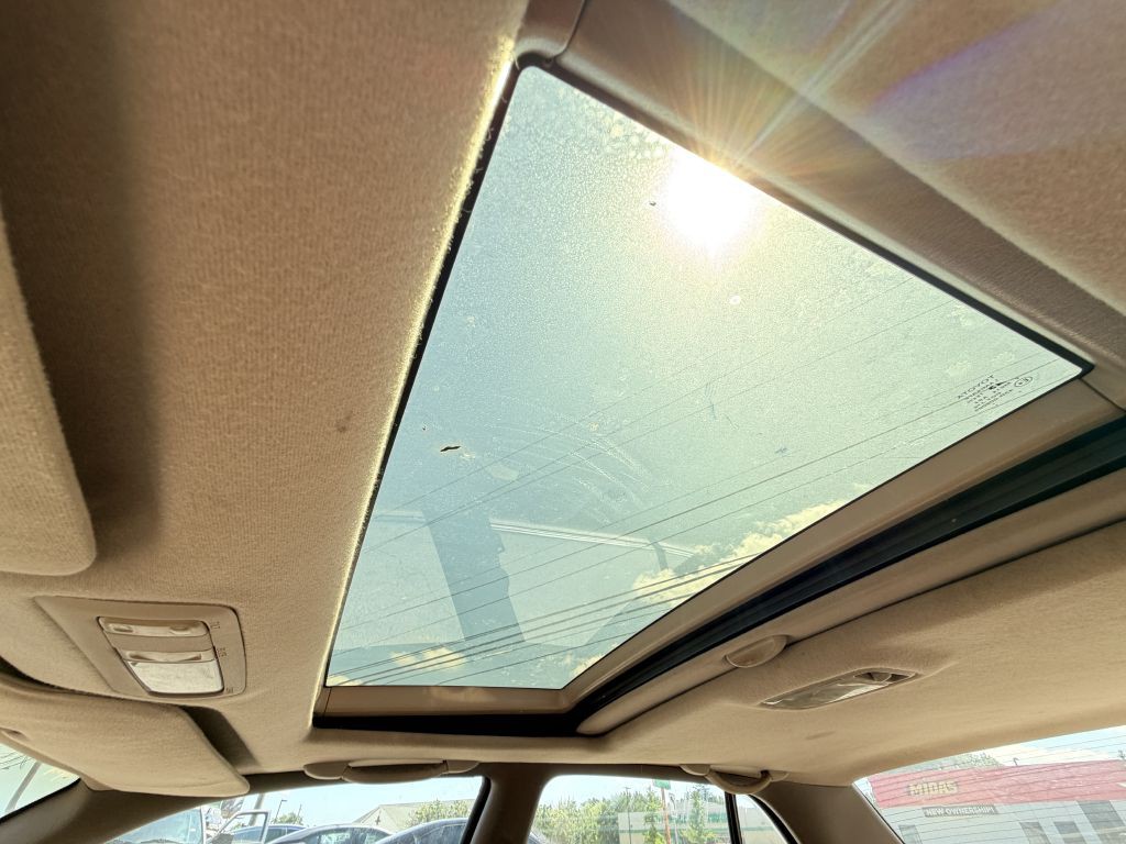 1994 Toyota Camry Image 18