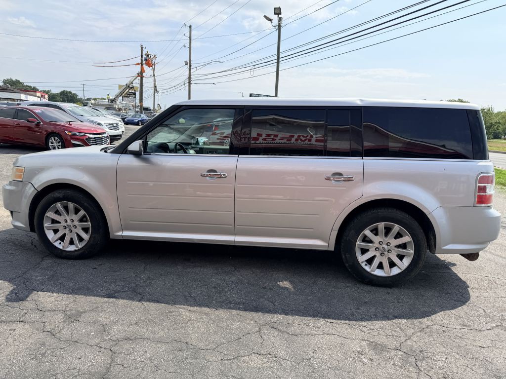 2009 Ford Flex Image 3