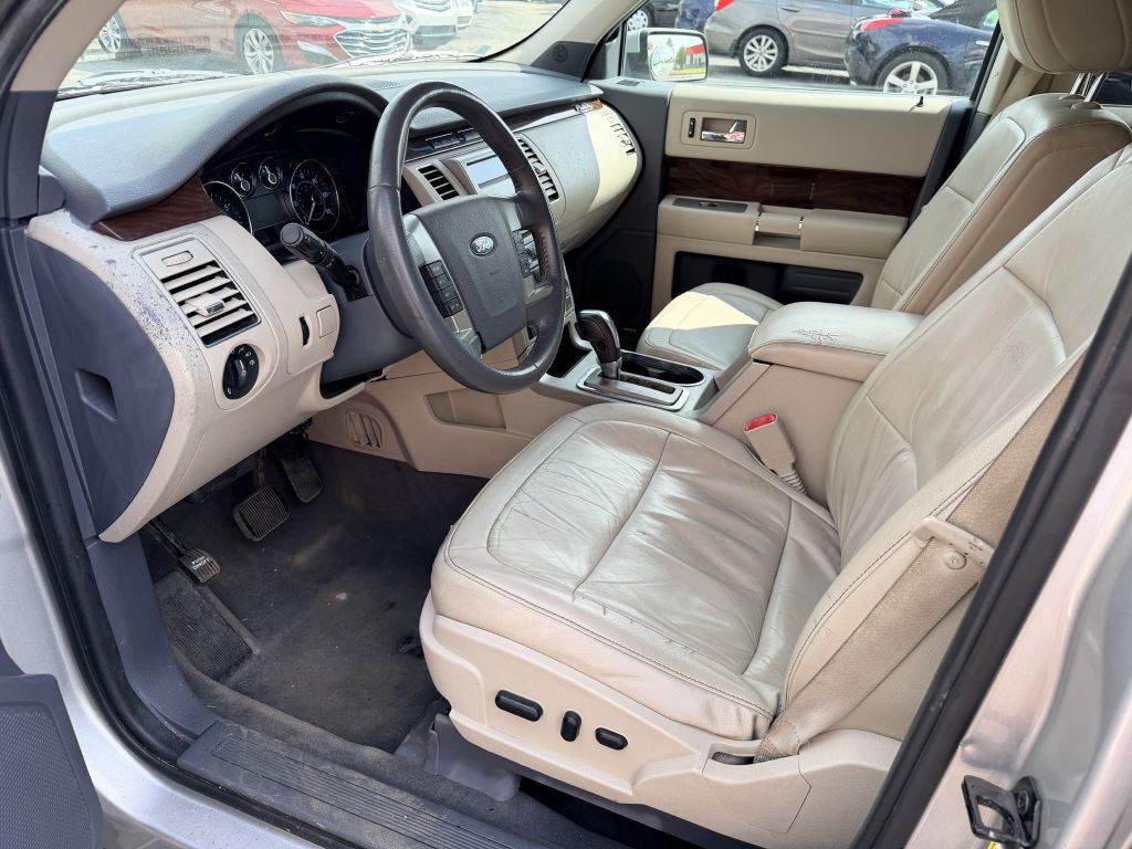 2009 Ford Flex Image 11