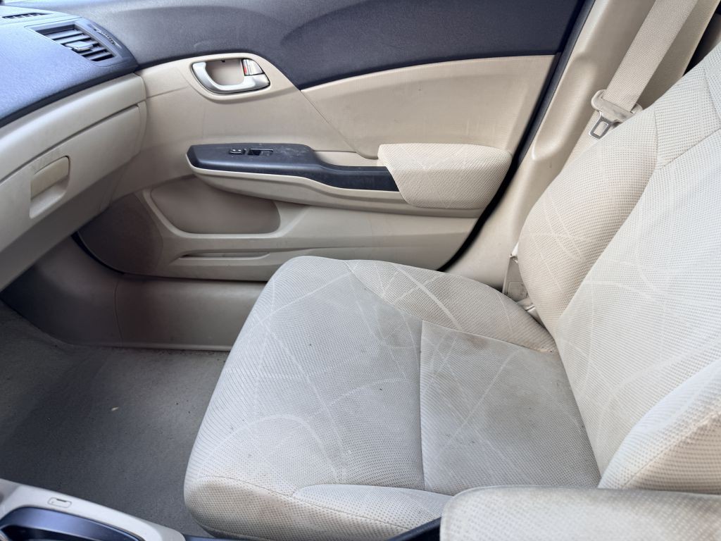 2012 Honda Civic Image 11