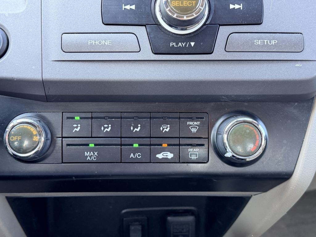 2012 Honda Civic Image 17
