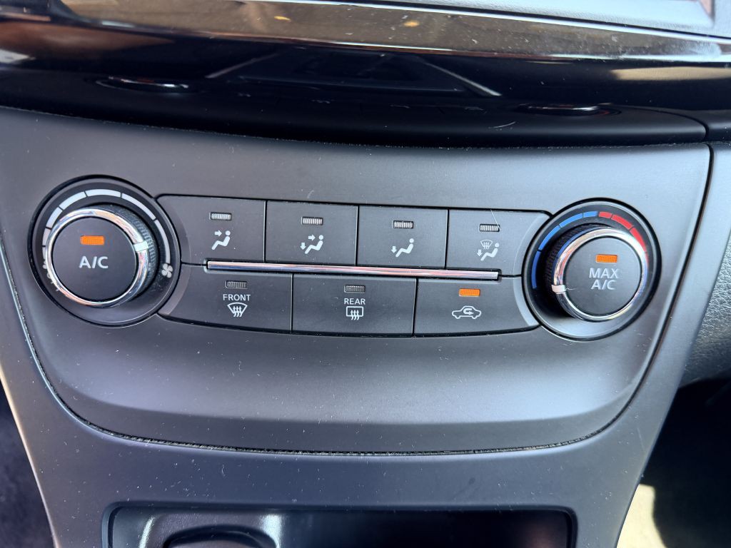 2019 Nissan Sentra Image 17