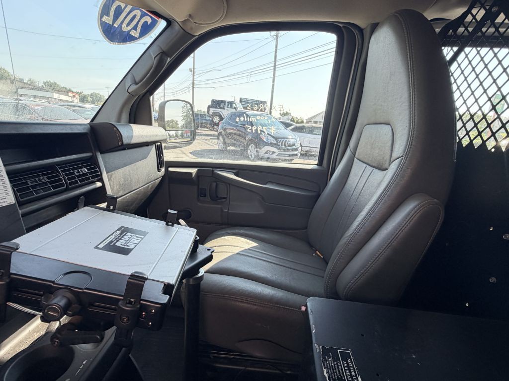 2012 Chevrolet Express Image 12
