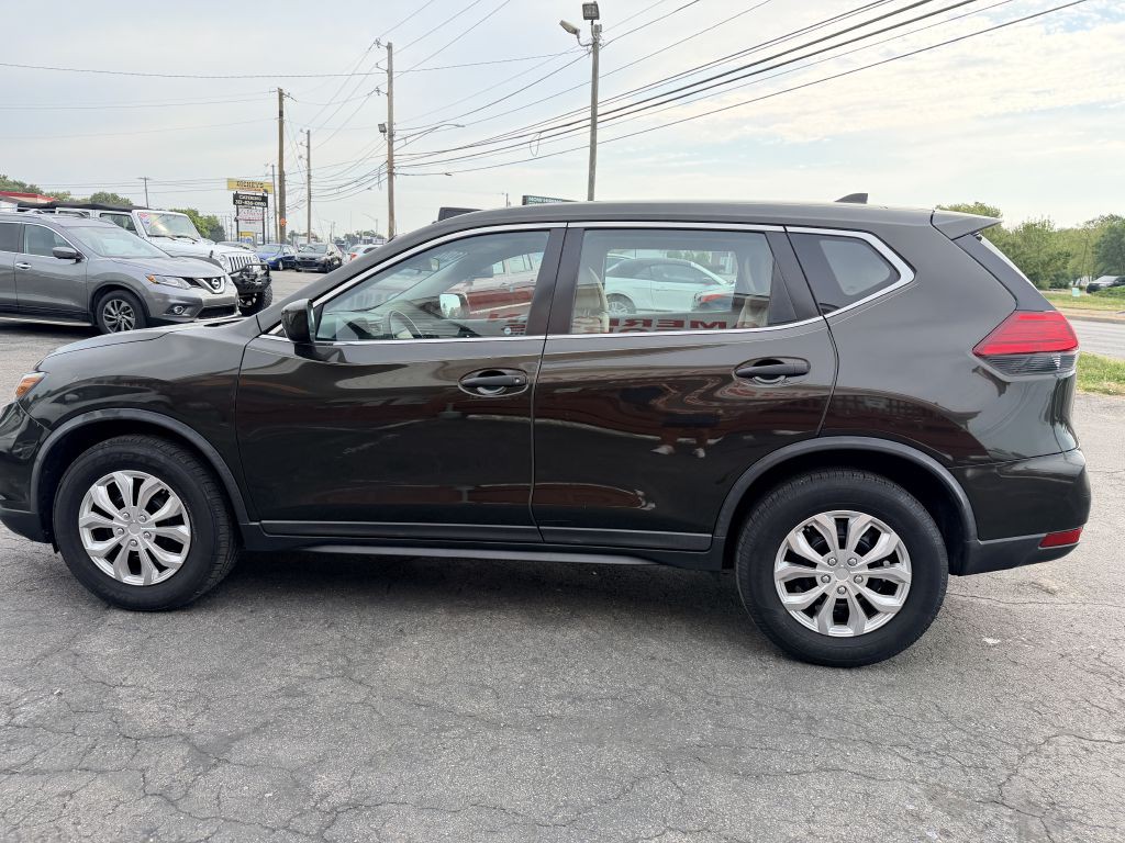 2017 Nissan Rogue Image 3