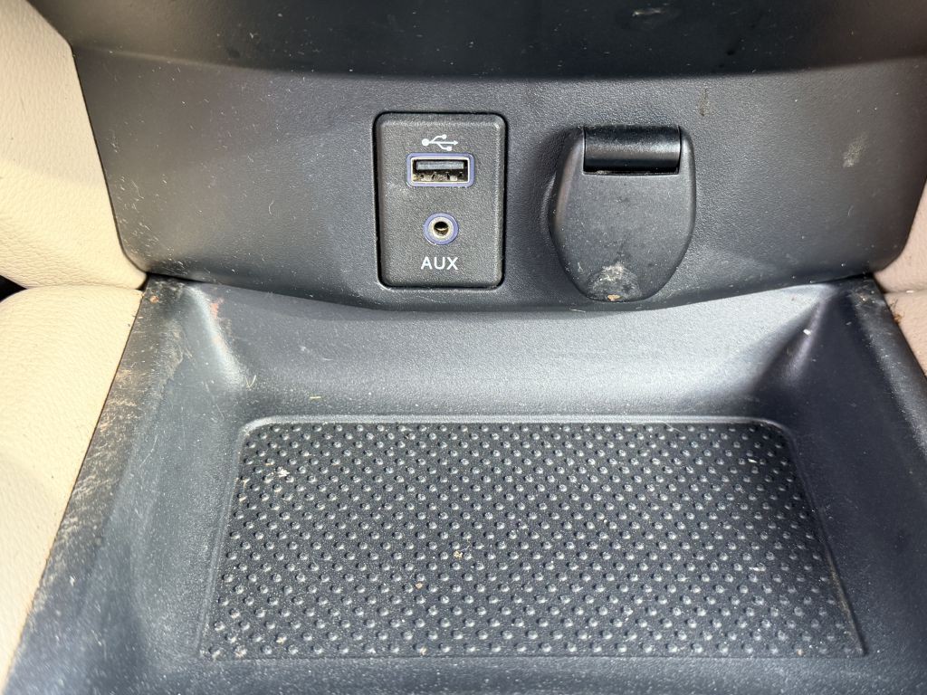 2017 Nissan Rogue Image 19