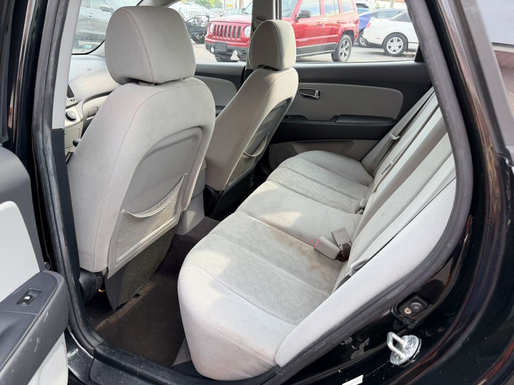 2010 Hyundai Elantra Image 5