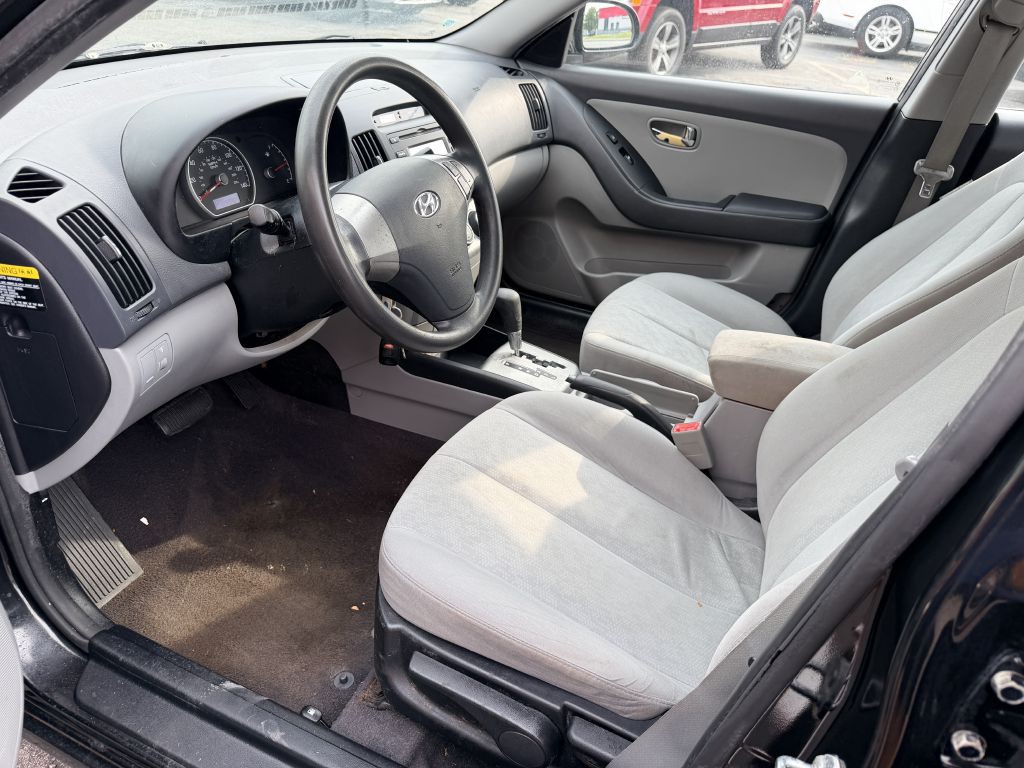 2010 Hyundai Elantra Image 8
