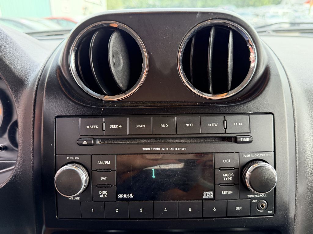 2016 Jeep Patriot Image 16