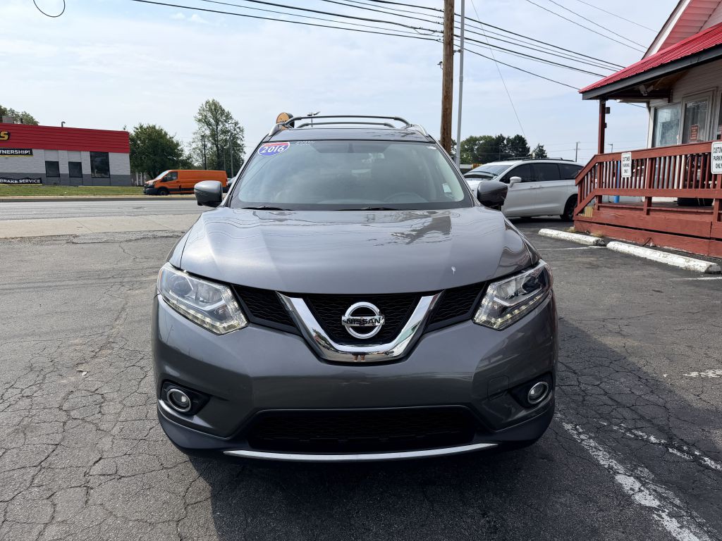 2016 Nissan Rogue Image 2